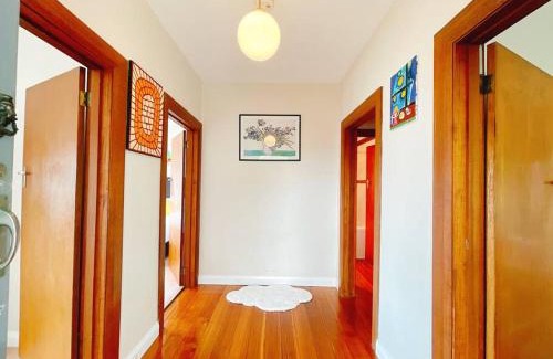 Lindisfarne House | Spectacular Hobart River View Home