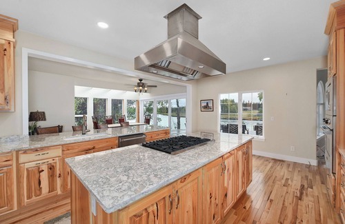 Soldotna House | Spectacular Home on the Kenai River