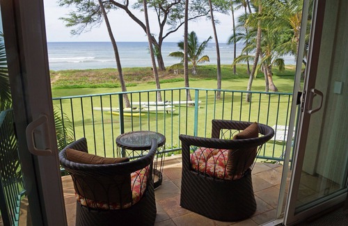 Kihei House | Spectacular Maui Beachfront 3 Bdr. Home - Great Location - Family Friendly