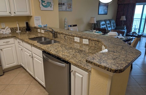 Myrtle Beach Condo | Spectacular ocean front Condo with 25' balcony