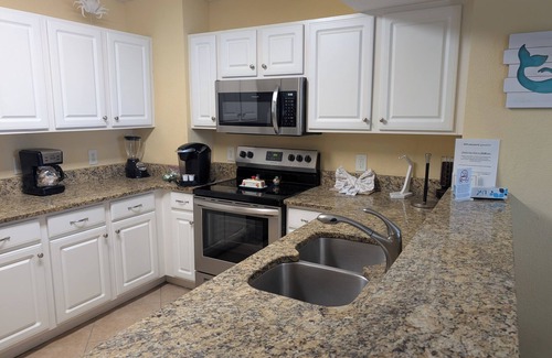 Myrtle Beach Condo | Spectacular ocean front Condo with 25' balcony