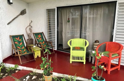 Tower Isle Apartment | SPECTACULAR OCEAN FRONT VIEW, WI FI, POOL, AC, PRIVATE SWIMMING AREA, SECURITY