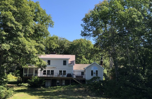 Harpswell Center House | Spectacular Oceanfront Estate with Beautiful Sunsets on 8 acres