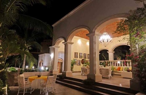 La Punta Villa | Spectacular, Private Beach, Chef included