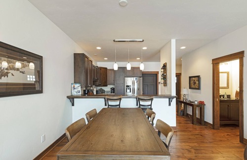 Whitefish House | Spectacular residence in downtown Whitefish! Just two blocks to all shops and restaurants