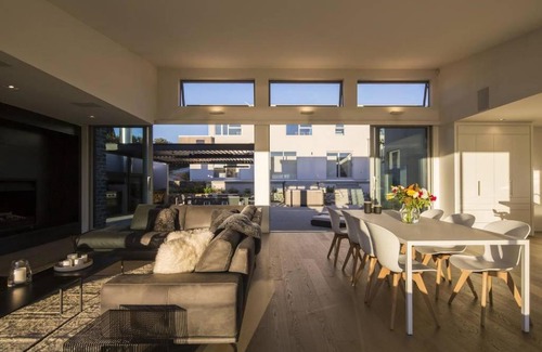 Kelvin Heights House | Spectacular Views - Kelvin Heights