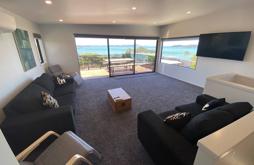 Paihia House | Spectacular Views New Home Central Paihia