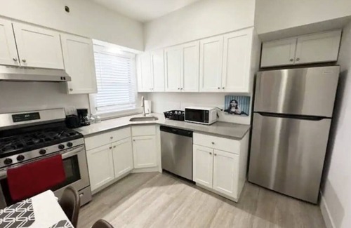 Weehawken Apartment | Spectacular views of NYC 6 br 2.5 ba double apartment