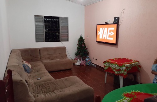 Aviacao House | Spend a day at the beach without spending too much, home two blocks from the beach.