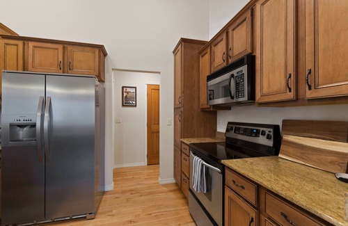 Columbia Falls House | Spend Holidays in Whitefish! Glacier Retreat Home and Stunning Meadow Lake Golf Views!