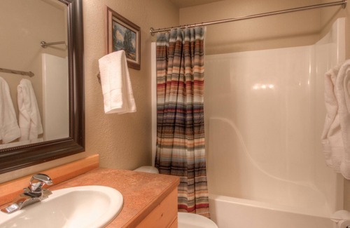 Big Sky Cabin | Spend Summer in Big Sky! Quaint Log Cabin near Big Sky Resort with Private Hot Tub and WifI