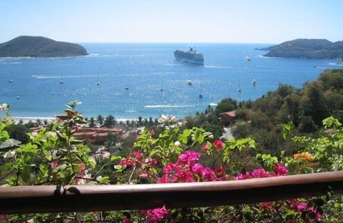 Ixtapa - Zihuatanejo Condo | Spend your days and nights gazing over La Ropa from La Casa Que Ve al Mar.
