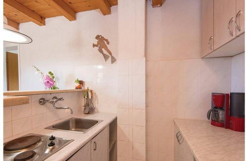 Zuljana Apartment | Spend your vacation in Zuljana in these functionally furnished apartments.