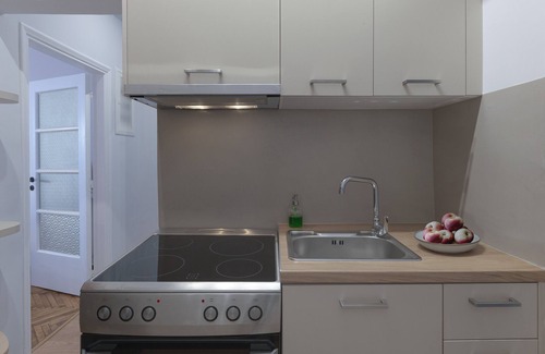 Kypseli Apartment | Spetsopoulas8- New stylish apartment near St. Geo
