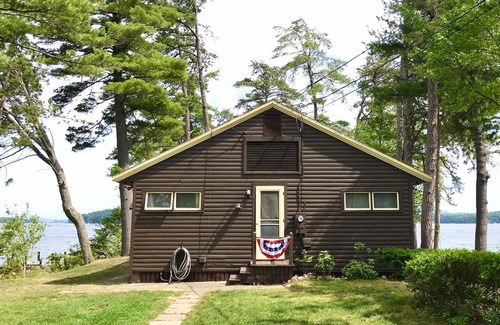 Meredith Cabin | Spindle Point - Charming Winnipesaukee Lakeside Home (Nh)
