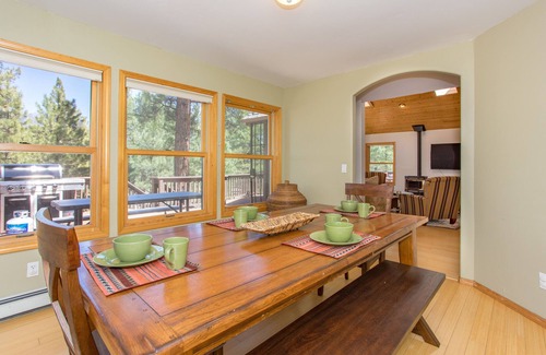 Flagstaff Cabin | Spirit Hollow Retreat on 2.5acres . Fire pit, pool table, large deck