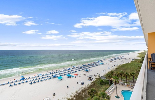 West Panama City Beach Condo | Splash 406E - Sleeps 6 - Beachfront, Pools, Private Beach, Hot Tub, Waterpark