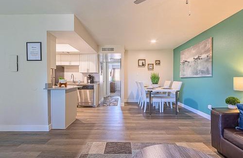 Paradise Valley Village Apartment | Splash Into Family Fun! Kid-Friendly, King Beds & Parking - C254