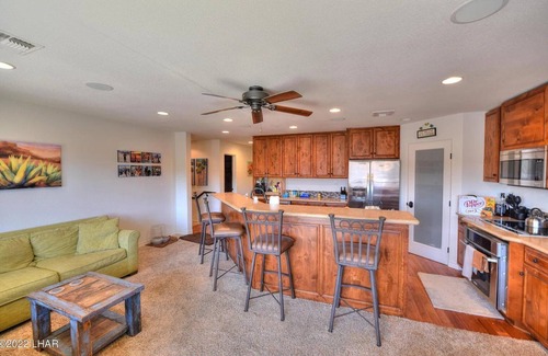 Cienega Springs House | Splash Landing! Dock, Pool & Hot Tub | Riverfront House & Guest