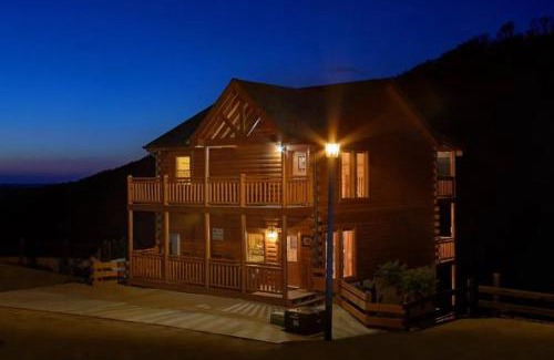 Pigeon Forge House | Splash Mountain Lodge By Avada Properties