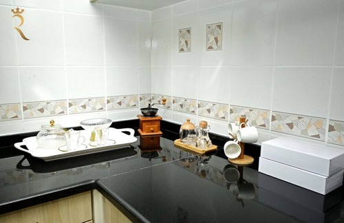 Abu Dhabi City Center Apartment | Splendid 3BR Coastal Escape - Corniche Beach