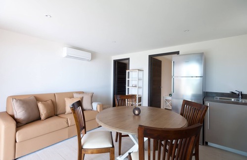 Cirendinu Villa | Splendid 5bed villa with sea view and heated pool near beach Cabanon Bleu St Cyp