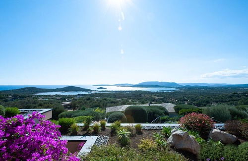 Cirendinu Villa | Splendid 5bed villa with sea view and heated pool near beach Cabanon Bleu St Cyp