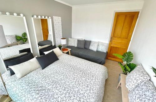 Les Sablettes Apartment | Splendid 92 M With Wifi Balcony And Sea View