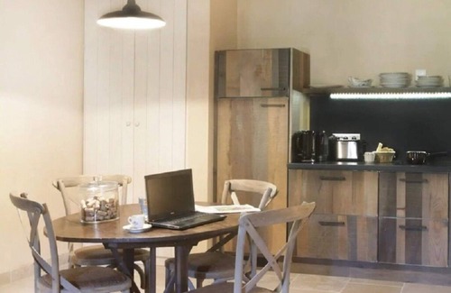 Robion Apartment | Splendid duplex in Provence, in the middle of vineyards