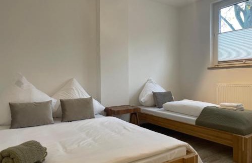 Linden-Nord Apartment | SPLENDID I Unique Spacious Apartment