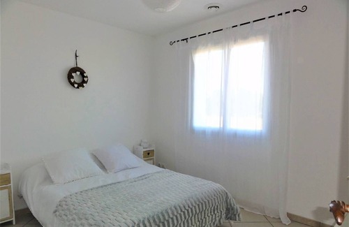 Bompas House | Splendid villa with swimming pool and huge plot of 5000 m² surrounded by nature