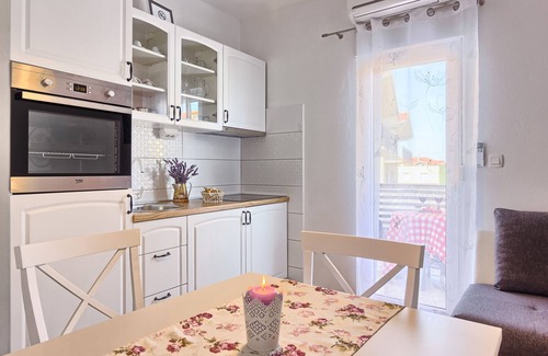 Podstrana Apartment | Split area studio apartment