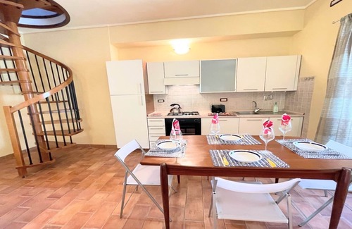 Spoleto Villa | Spoleto storico spacious city house - car unnecessary - wifi - sleeps 10