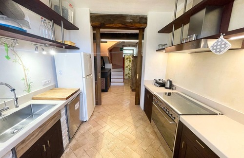 Spoleto Villa | Spoleto Tranquiliity - peaceful but you can make noise 24 hrs a day - slps 20