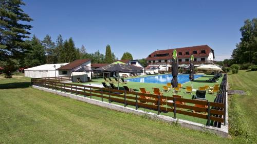 Kacov Resort | Sporthotel Kácov