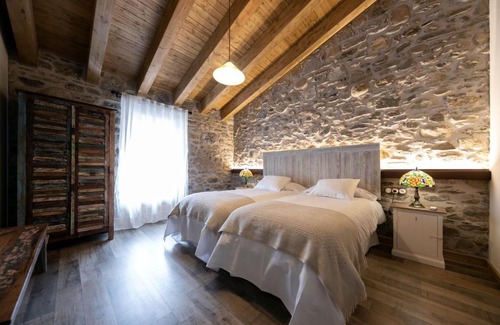 Vilallonga de Ter Bed & Breakfast | Sports House Nord Sud (Only Adults)