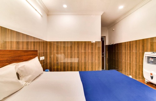 Tirupati Hotel | SPOT ON 36583 Hotel Srinivasa Residency