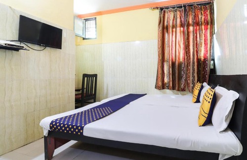 Charbagh Hotel | SPOT ON 61307 Hotel Geet Palace