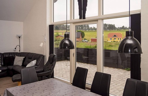 Vigsø House | Sprawling Holiday Home in Hanstholm with Whirlpool