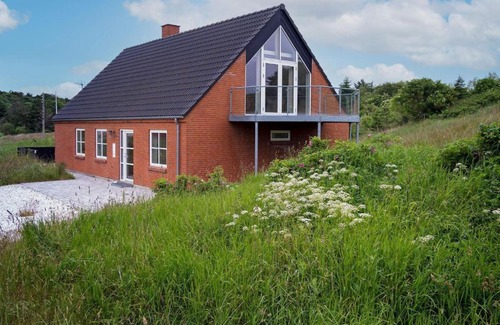 Vigsø House | Sprawling Holiday Home in Hanstholm with Whirlpool