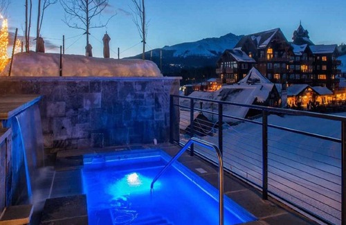 Peak 8 Condo | SPRING BREAK - SLOPESIDE Luxury Ski-in/Ski-out- Grand Colorado Peak 8 - SLEEPS 4