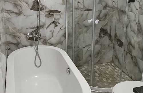 Goodwood House | Spring forth guest house