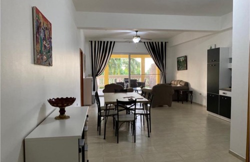 Reading Apartment | Spring Garden Mobay Resort