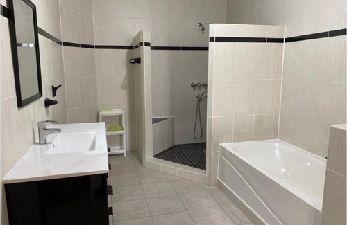 Reading Apartment | Spring Garden Mobay Resort