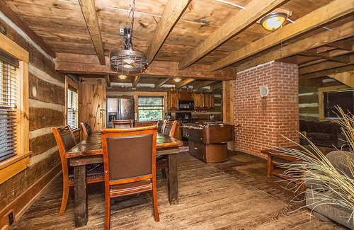 Bremen Cabin | SPRING IS IN THE AIR! BOOK YOUR SPRING GETAWAY NOW!