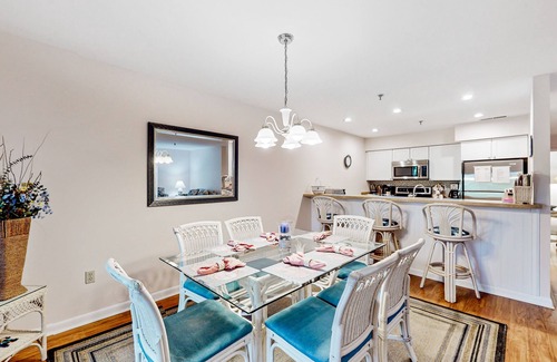 Rehoboth Beach Condo | Spring Lake dog-friendly gem with private patio, fireplace, W/D, shared pool,