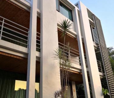Puli House | Spring Land Villa & 白舍青丘
