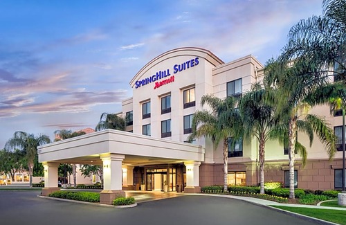 Bakersfield Hotel | SpringHill Suites Bakersfield