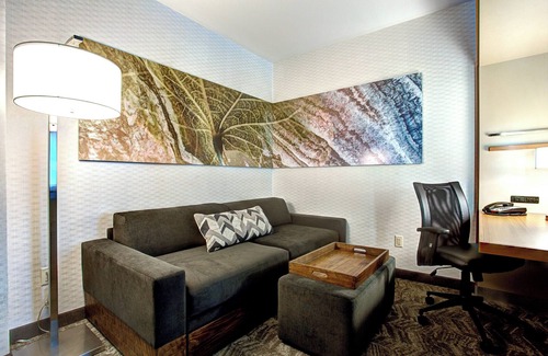 Harrisburg Hotel | SpringHill Suites by Marriott Harrisburg Hershey