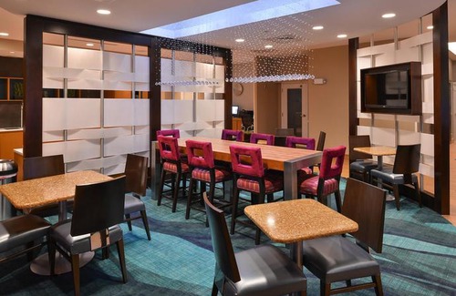 Voorhees Hotel | SpringHill Suites by Marriott Voorhees Mt Laurel/Cherry Hill